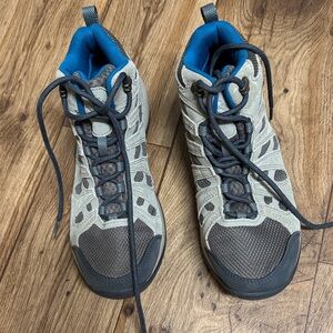 Columbia Men's Athletic Shoes in Gray and Blue